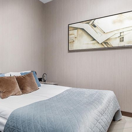 Rentplanet - Apartament Zlota Warsaw Luaran gambar